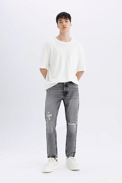 DeFacto 100% Cotton 90's Slim Fit Tight Fit High Waist Narrow Leg Ripped Detail Jean Pants C9829Ax24Sm