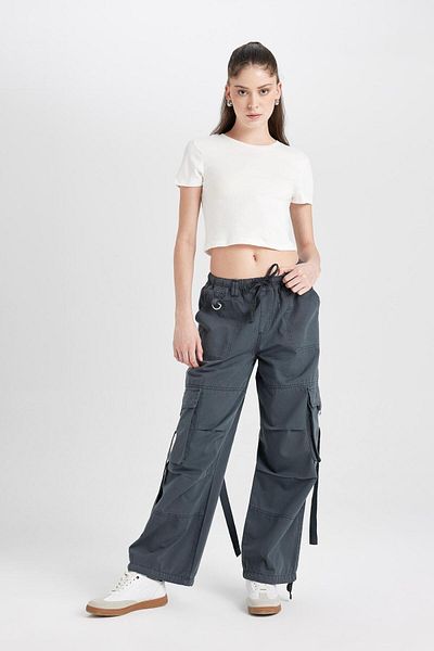 DeFacto Wide Leg Gabardine Trousers - Straight Lace-Up, Regular Waist, Cargo Pocket B1205Ax24Sp