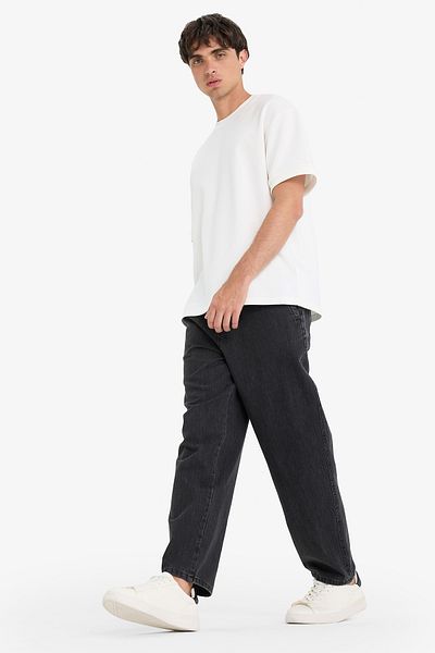 DeFacto Wide Leg Jeans - Regular Waist, Wide Leg Fit C2044AX24SM