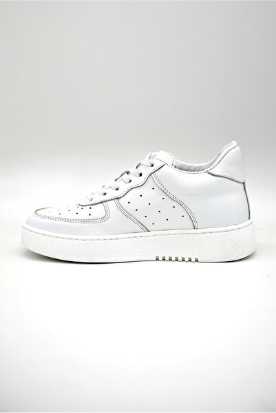 Elevold حذاء رياضي نسائي أبيض من الجلد الطبيعي من لونا بطول 6 سم