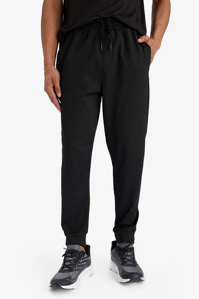 DeFacto DeFactoFit Sportsman Standard Fit Jogger Pantaloni de sport în interior moale din pufos din țesătură pentru scafandru D7308AX25SP