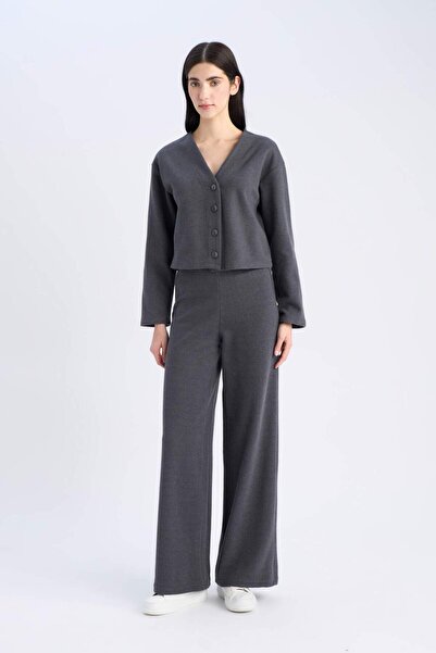 DeFacto 2'li Takım V Yaka Düğmeli Hırka Beli Lastikli Geniş Paça Pantolon E9859AX24WN