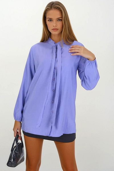 VAGGON Oversize Shirt with Lace Detail