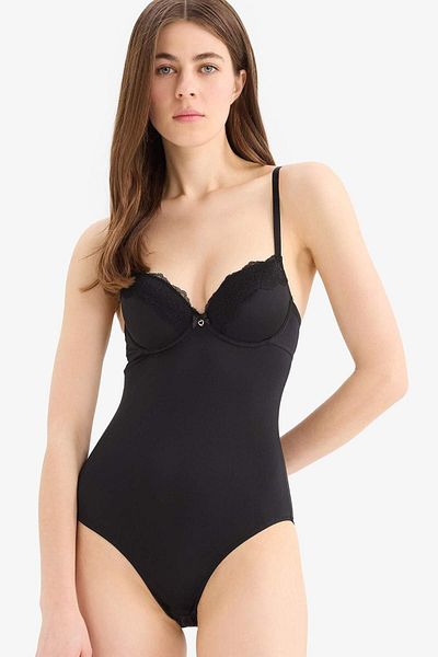 DeFacto Fall in Love Félpárnázott csipke részlet Body 	   D8168AX25SP