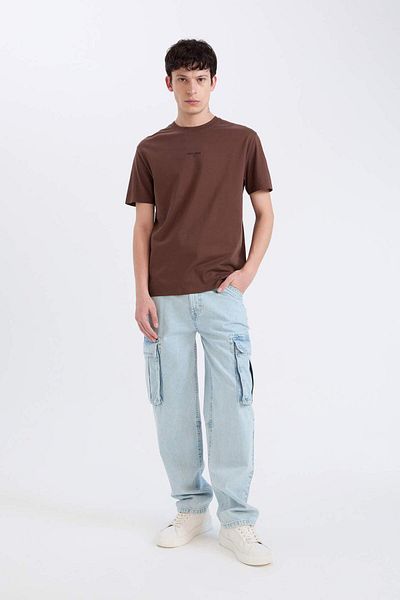 DeFacto 100 % Baumwolle, reguläre Passform, Rundhalsausschnitt, bedrucktes Kurzarm-T-Shirt D5559AX25SP