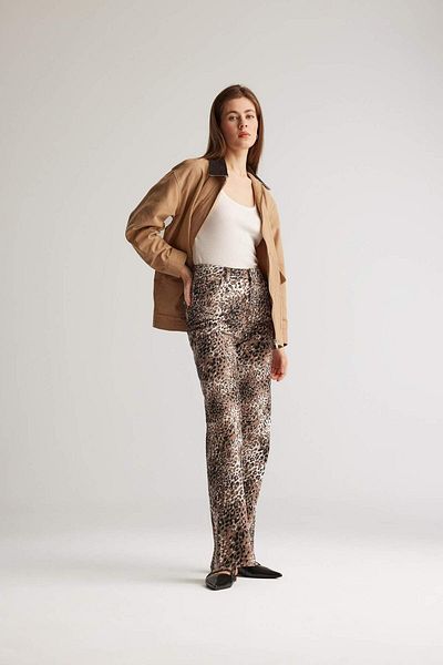 DeFacto Straight Fit High Waist Snake Print Long Length Gabardine Pants D1229Ax