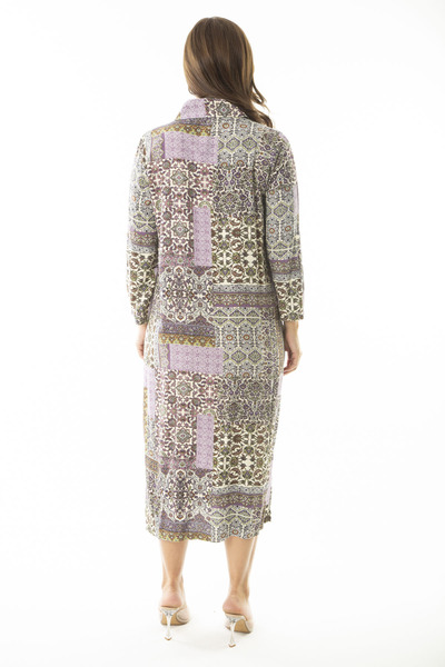 Şans Damska długa sukienka z liliowej tkaniny wiskozowej plus size, zapinana z przodu na guziki 65N36473