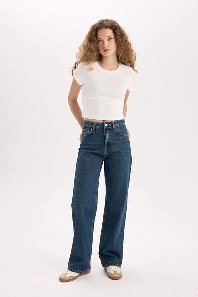 DeFacto 90er-Jahre-Jeans mit weitem Bein, hoher Taille und weitem Bein, lange Jeans, Schneewaschhose D7953AX25SP