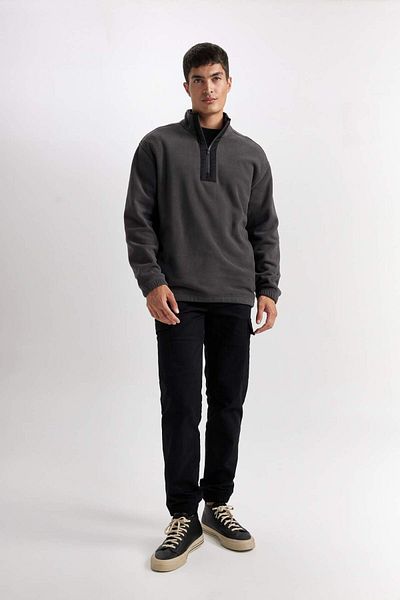 DeFacto Relax Fit Stand Collar Zip-Up Fleece Sweatshirt D2688Ax24Au