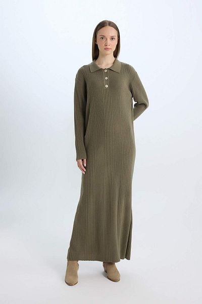 DeFacto Φόρεμα με κανονική εφαρμογή Polo Neck Basic μονόχρωμο μάξι πλεκτό φόρεμα D5434AX24WN