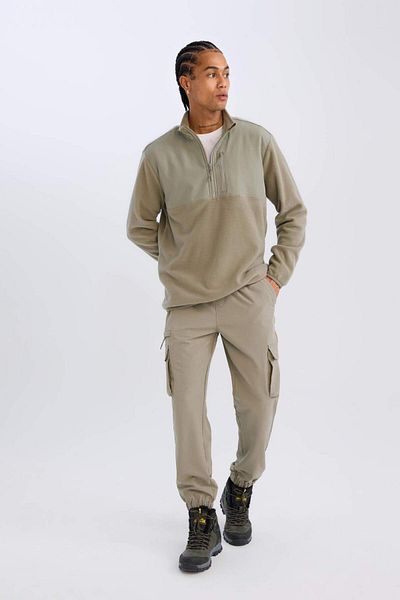 DeFacto Hanorac sport din lână cu fermoar cu guler ridicat - Standard Fit D9226ax24wn
