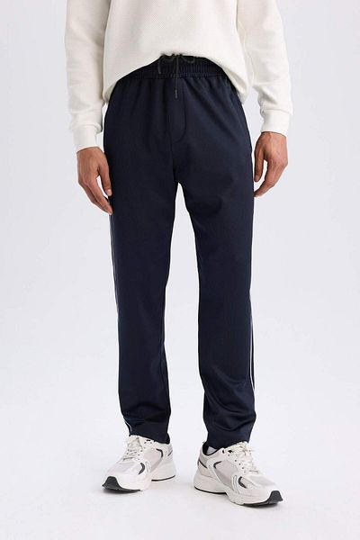 DeFacto DeFactoFit Sportsman Jogger-Jogginghose, schmale Passform, schmale Passform, Standard-Bein, Skuba-Tauchstoff, Taille, Gummi