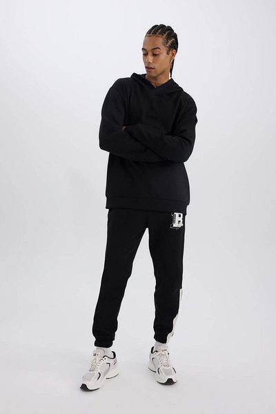 DeFacto Nba Boston Celtics Standard Fit Waist Lace-Up Pocket Jogger Sweatpants D1562Ax24Wn