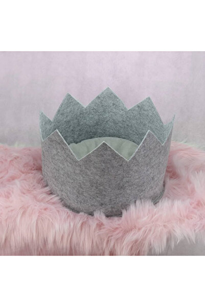 VİVA Bed for cats or small dogs - crown pattern, 36x24 cm, light gray, with pillows included