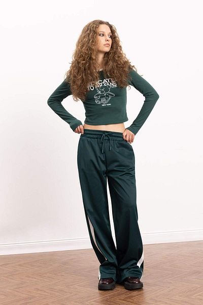 DeFacto Pantaloni de sport cu șireturi, cu picior lat, cu talie elastică, cu buzunare E2667AX24WN