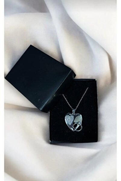 BESMYAR JEWELS Tektaş Yüzük Detaylı Kalp Kolye – Aşkın ve Zarafetin Sembolü, ...