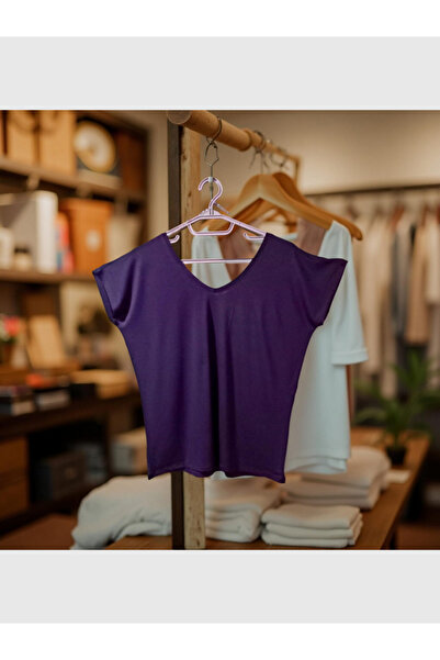 MODA Γυναικείο μπλουζάκι με κοντό μανίκι από βισκόζη με λαιμόκοψη σε σχήμα V στο μπροστινό μέρος και στο πίσω μέρος