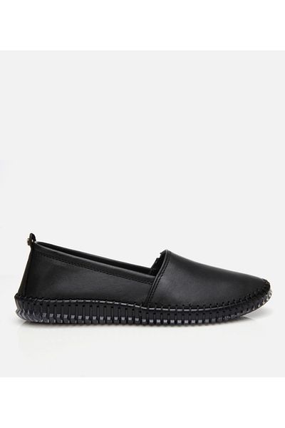 Hotiç Women's Leather Black Ultra Flexible Sole Comfort Shoes