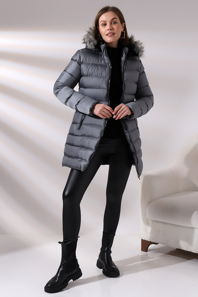 Talsmoda ПЛЮШЕВЕ ВОДО- ТА ВІТРОЗАХИСНЕ ПАЛЬТО НА БЛИСКАВЦІ З МІКРОГЕЛЕВИМ НАПОВНЮВАЧЕМ СІРОГО КОЛЬОРУ З КАПЮШОНОМ