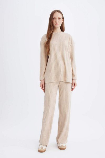 DeFacto Relax Fit Decolteu moale cu blană din interior Camisole cu fante Tunica cu mânecă lungă D7436AX24WN