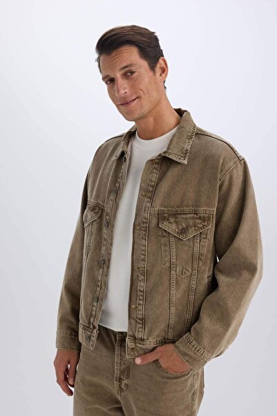 DeFacto %100 Pamuk Oversize Geniş Kalıp Polo Yaka Düğmeli Cepli Yıkamalı Denim Ceket D5049AX24AU