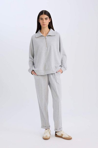 DeFacto Regular Fit Half Zipper Stand Collar Basic Plain Sweatshirt D9009Ax24Wn