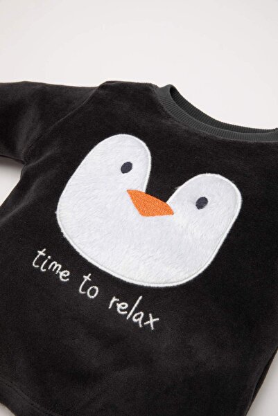 DeFacto Erkek Bebek Pijama Takım Penguen Desenli Velur Uzun Kollu Üst Beli Lastikli Uzun Alt D5358A524WN