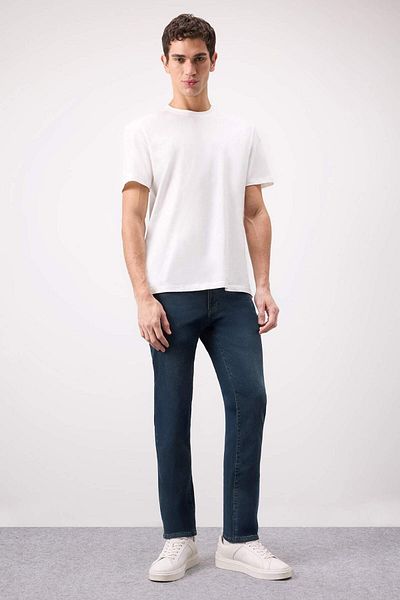 DeFacto Pedro Slim Fit - szűk szabású normál derékú Jean nadrág C5682AX24AU