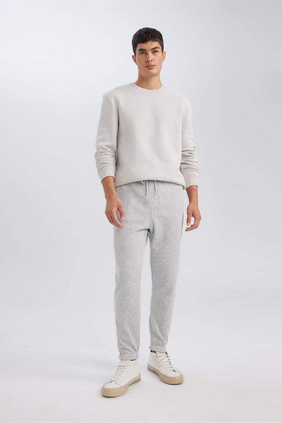 DeFacto Jogger-Jogginghose – Standard-Passform, Schnür-Taille, elastisches Bein, mit Taschen A6468ax24au