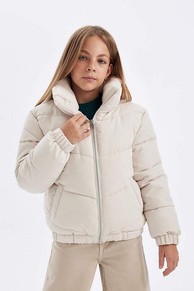 DeFacto Girl's Stand Collar Plush Lined Zippered Puffer Coat 3137911