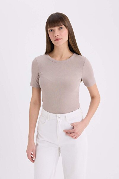 DeFacto Slim Fit Slim Fit Crew Neck Ribbed Camisole Basic Jednobarevné tričko s krátkým rukávem C0097AX24AU