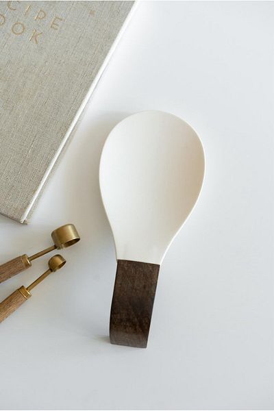 Dekorzdükkan Acacia Handle Silicone Countertop Dirty Spoon Holder
