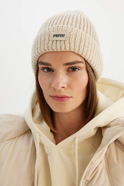 DeFacto Beretă de iarnă cu etichetă țesută pentru femei R7539AZ24WN