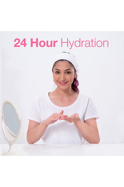 Johnson & Johnson بخاخ زيت جونسون لترطيب يدوم 24 ساعة 150 مل بخاخ خفيف الوزن لبشرة ناعمة ومشرقة طوال اليوم