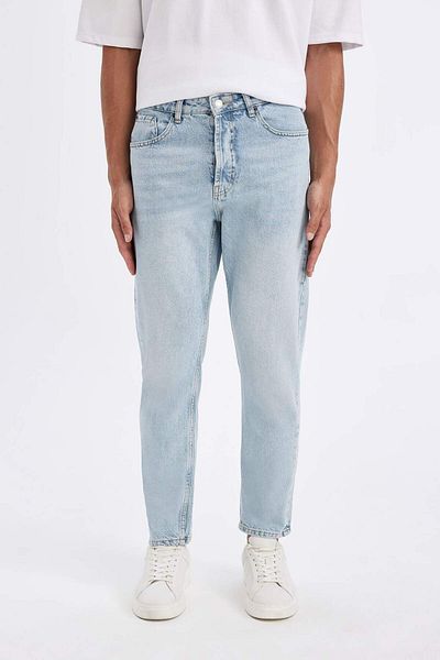DeFacto 100% bumbac, anii 90, slim fit, model îngust, talie înaltă, pantaloni de jeans cu picioare înguste B5784AX24AU