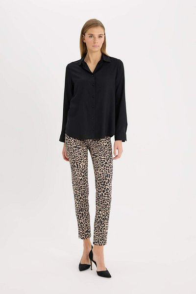 DeFacto Pantaloni din satin Sigtet cu imprimeu leopard Talie normală Talie elastică Picior drept J8741az24wn
