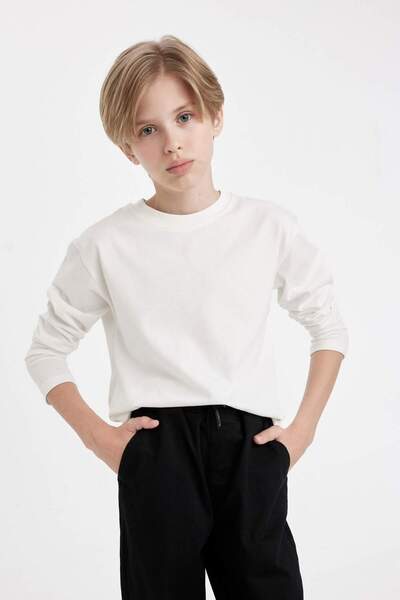 DeFacto Erkek Çocuk Bisiklet Yaka Basic Düz Uzun Kollu Tişört D8552A8NS