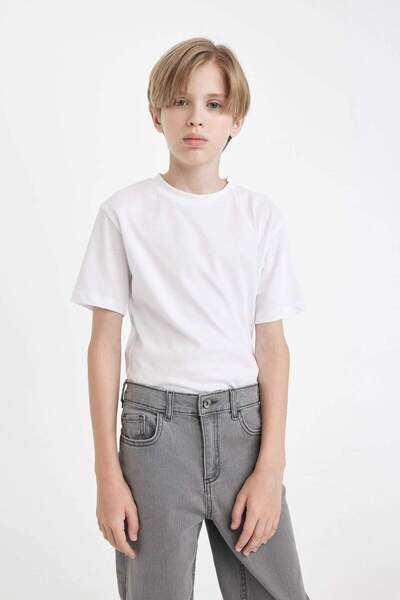 DeFacto Erkek Çocuk Bisiklet Yaka Basic Düz Kısa Kollu Tişört D8471A8NS