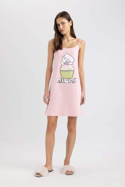 DeFacto Fall in Love cu imprimeu Cămașă de noapte cu bretele și decolteu rotu...