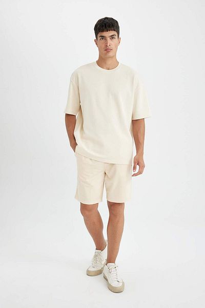 DeFacto Regular Fit Basic Plain Bermuda Shorts with Pockets D7933Ax24Sm