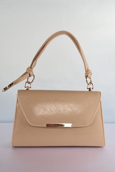 weem bag Elysara EB0602 | Чанта тип клъч от намачкана лачена кожа