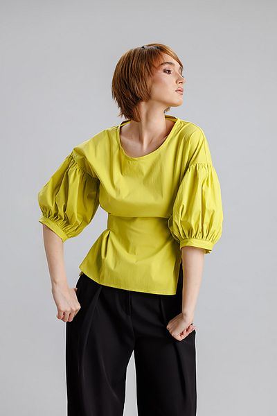 RVL Blouse with ruffled sleeves