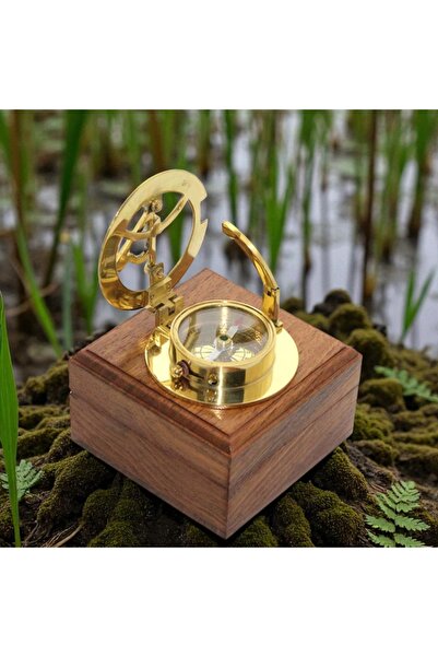 Kuzey Tacı بوصلة Vip في صندوق خشبي من النحاس الشمسية