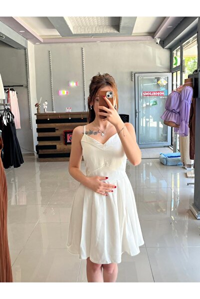 Sublime Butik Kadın Yazlık Pileli Askılı Beyaz Şık Elbise
