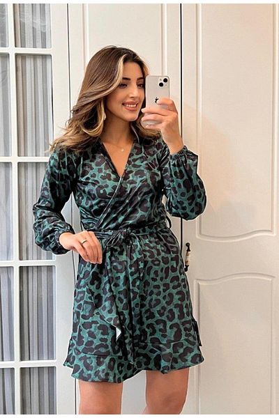 Lavıa Women's Long Sleeve Double Breasted Neckline Waist Belted Leopard Print Diving Dress