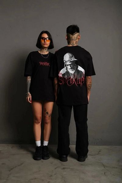 SuQ Men's Back Printed Oversize T-shirt - Black