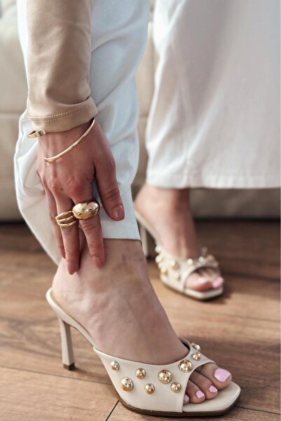 I Love Shoes Vynola Matte Leather Troc Detailed Women's Slippers Beige