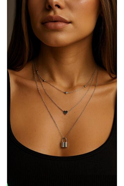 KANERUZ قلادة متعددة الطبقات بقفل فضي اللون وسحر على شكل قلب