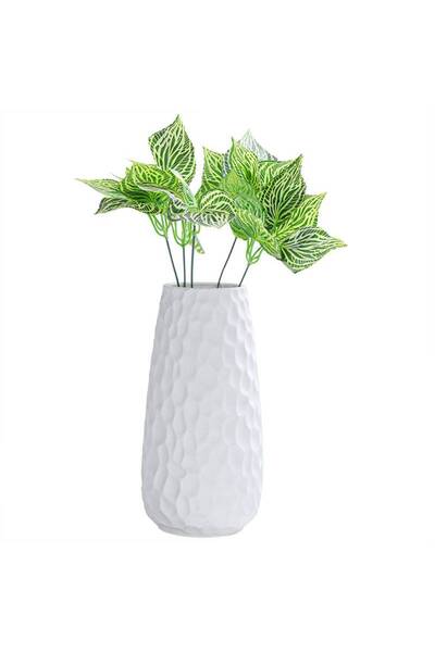 GREEN TOWN White ceramic vase 9.5 x 9.5 x 19.5 cm