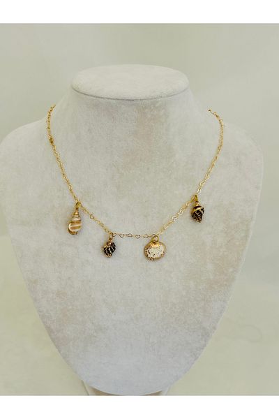 OITA Oyster Shell Heart Chain Necklace